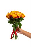 Букет из 15 красно-желтых роз (Кения) 40 см с лентой 2572 - фото 5146 Букет из 15 красно-желтых роз (Кения) 40 см с лентой 2572 - фото 5146